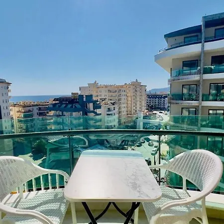 в 150м от моря, тосмур