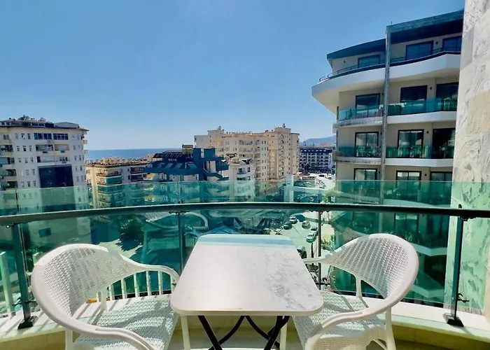 в 150м от моря, тосмур