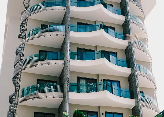 в 150м от моря, тосмур *