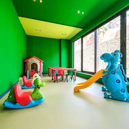 公寓 в 150м от моря, тосмур